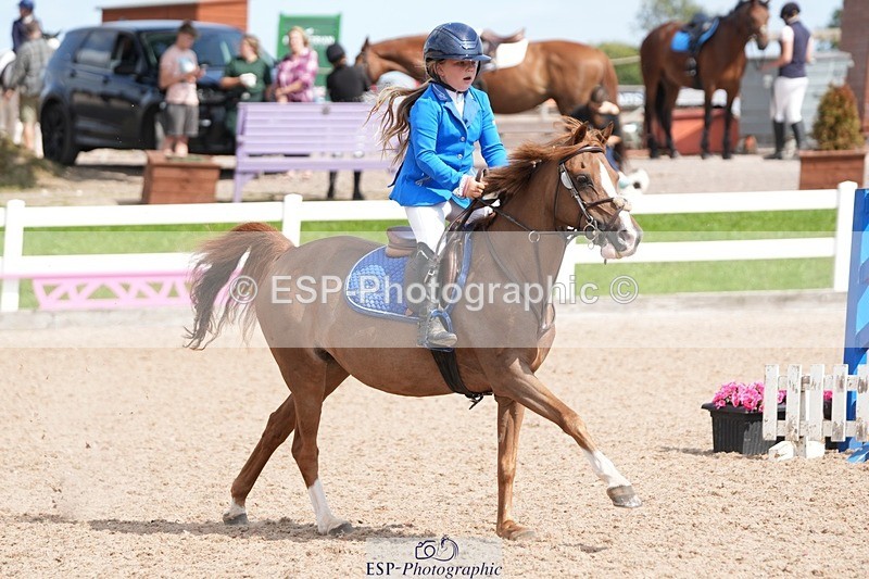 250805-153045-00129 - Clear Round and 60cm