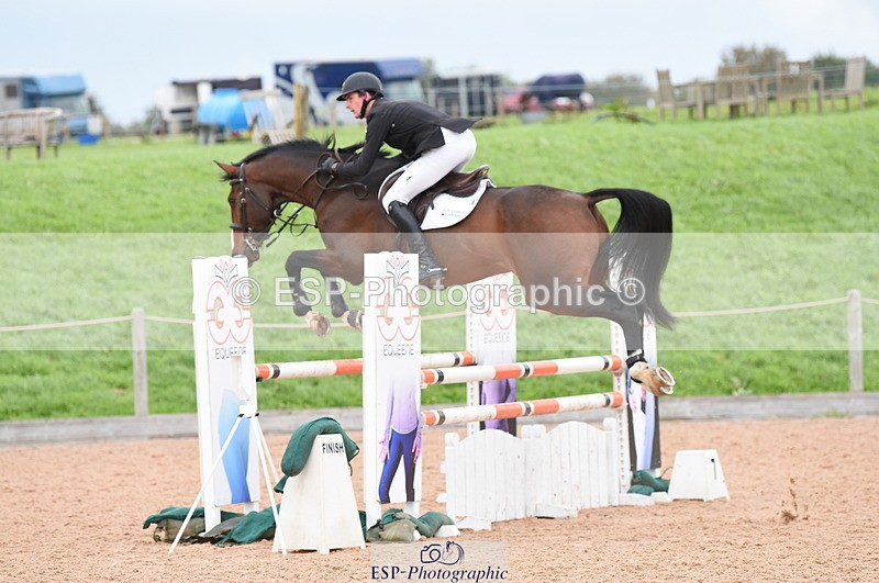 230927A-220910-00254 - Cls 4 Newcomers & Open