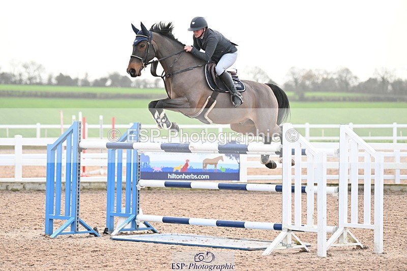 231208A-143552-01166 - Cls 7 National 1.30m & 1.40m