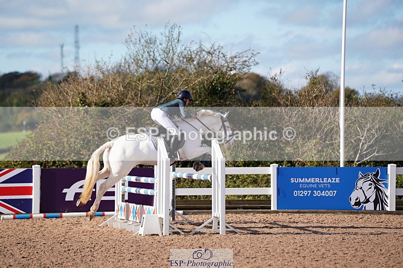 241027A-115426-02633 - SUN Cls 6 Pony Newcomers and 1m Open