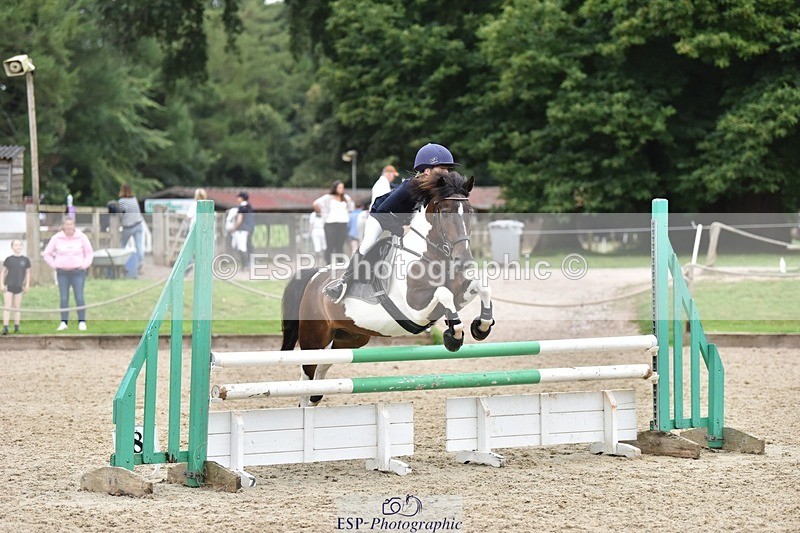 240802-114600-02808 - 90cm Round 1