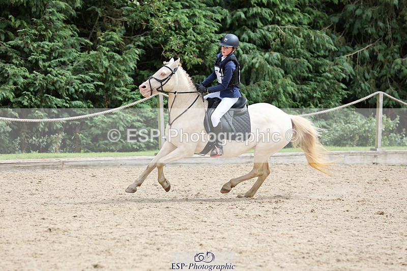 240823X-142609-18386 - 70cm R1 13.45 to 15.30