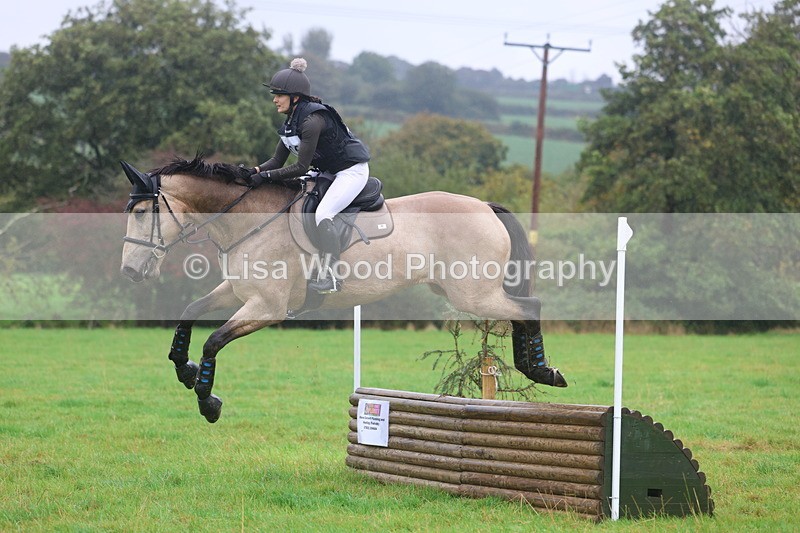 3E7A1164 - Class 2: 70cm: Half Roll Top