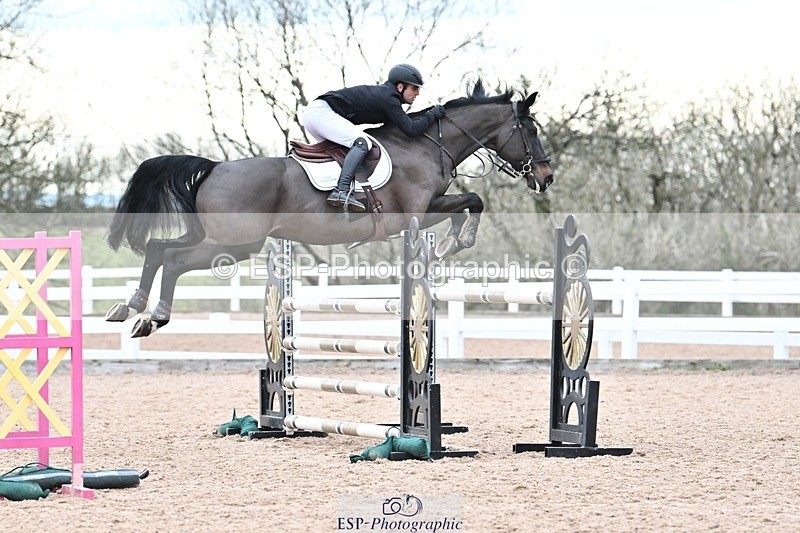 250112-145658-01764 - Cls 21 Foxhunter and 1.20m Open