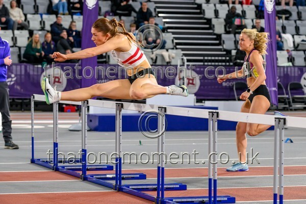 Age26SUN-917965 - Track Female