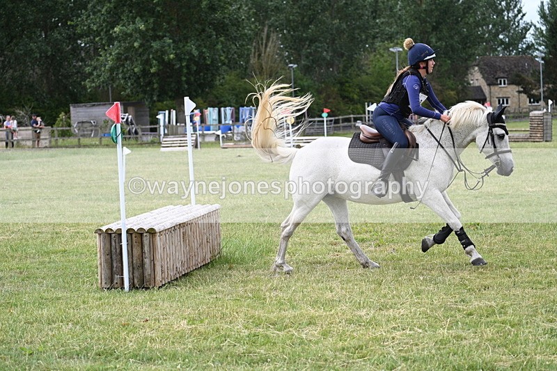 WJ7_5171 - 60cm XC Time 10:17 to 10:49