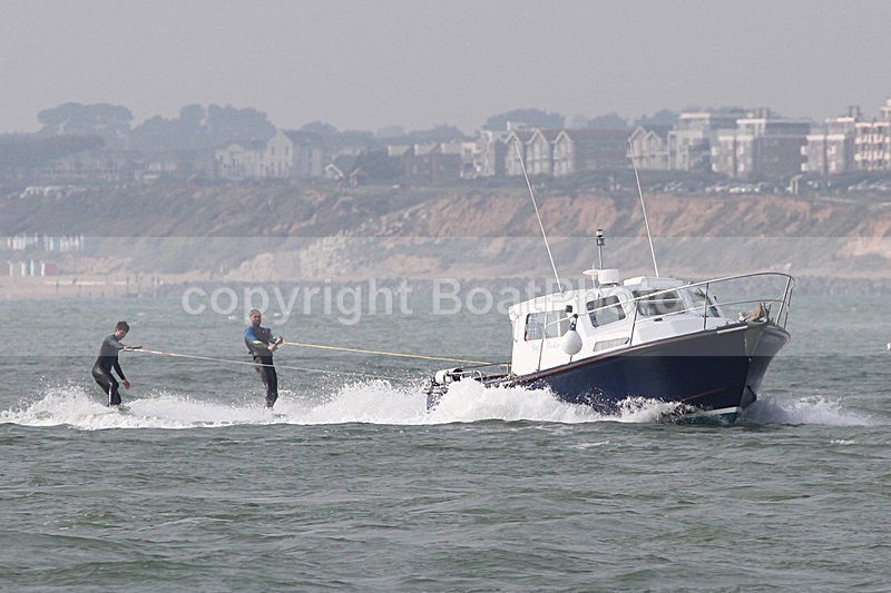 151003 HAPPY HOOKER IMG_3229 - Motorboats - Hardtop