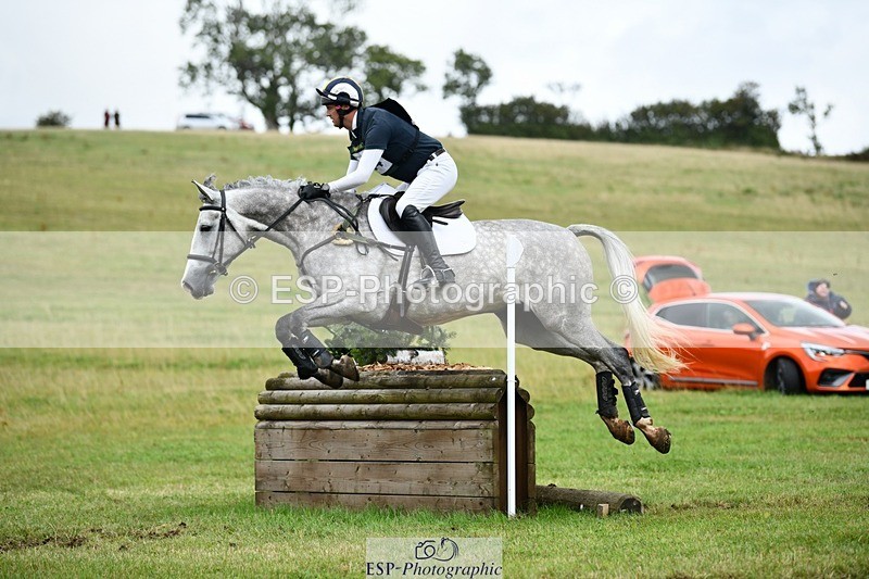 250831-124845-08820 - L-554-Gubby.Leech