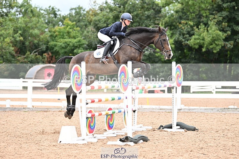250820B-141040-00896 - Cls 6 Foxhunter and 1.20m Open