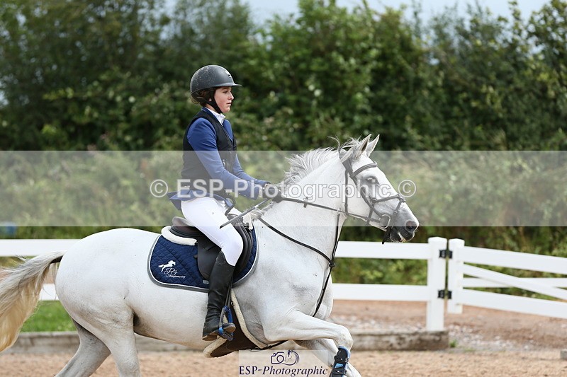 230716A-141102-03917 - Class 24 Junior 1.05m Open