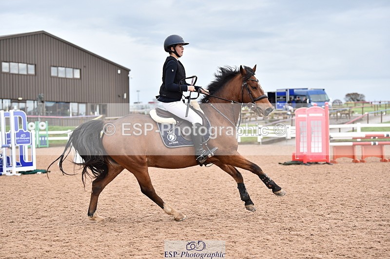 231203A-110102-00674 - Cls 3 Discovery & 90cm Open