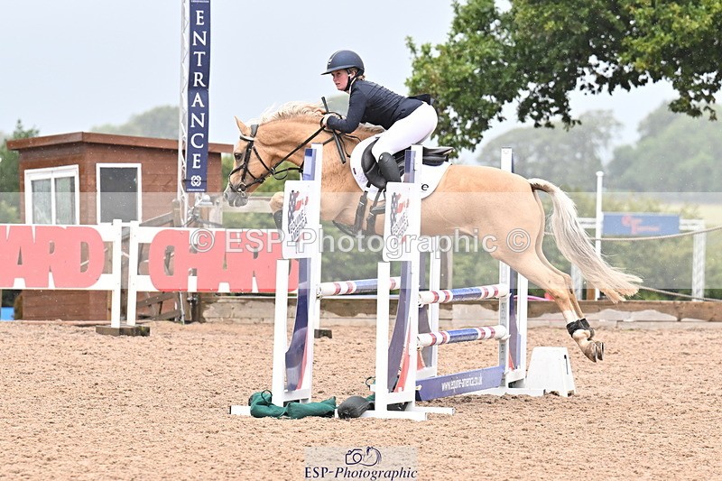 250827B-105231-00177 - Clear Round & Cls 1 Brit Nov 90cm