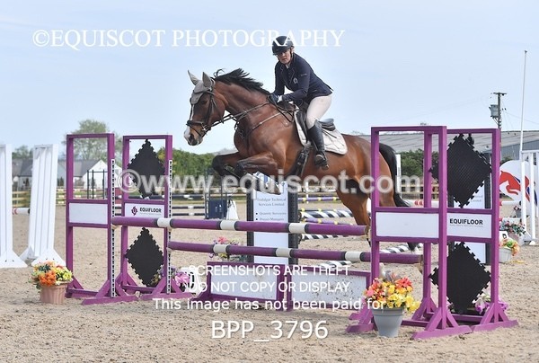 BPP_3796 - CLASS 3 Senior British Novice/ 90cm Open