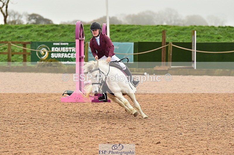 231118A-101534-01005 - Cls 18+19 Club and Schools 70cm