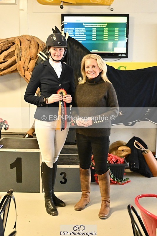 250216-125257-05514 - FS Adv Medium Silver Presentations