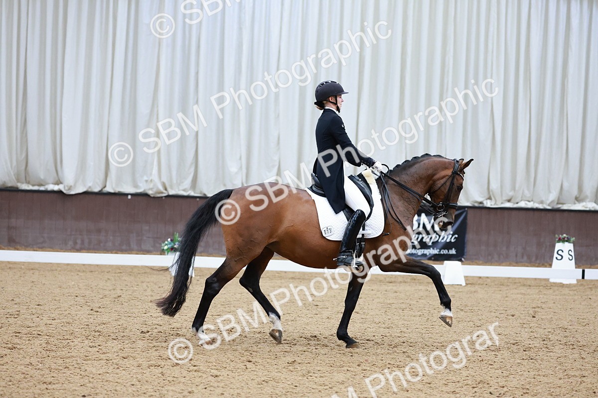 SBM_016155 - Class 5 - FEI INT II - 15.48-17.00