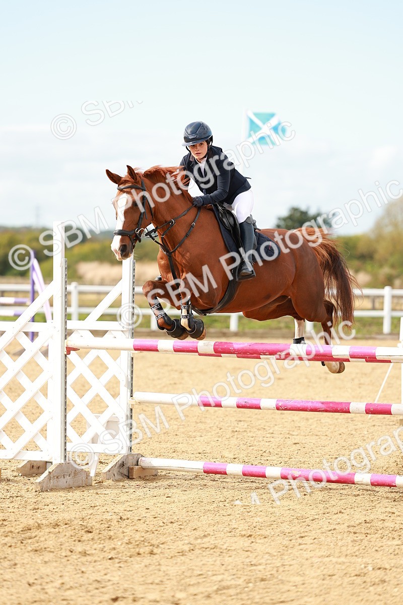 SBM_001736 - Class 4 - Senior Newcomers - 1.10m