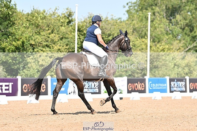 250816-115131-04093 - 109-Amber.Da.SilvaToners.Lady.Florentine