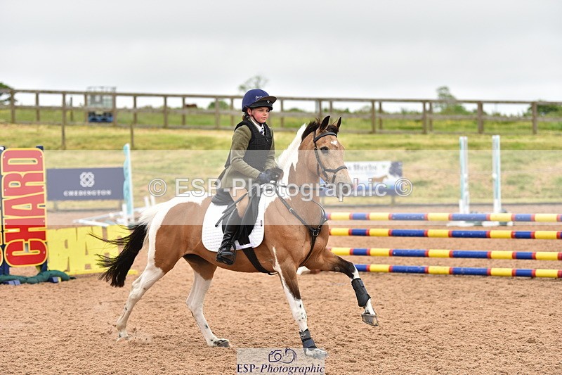 240528A-145730-00062 - 40 & 50cm