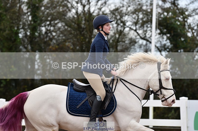 231203A-105020-00597 - Cls 3 Discovery & 90cm Open