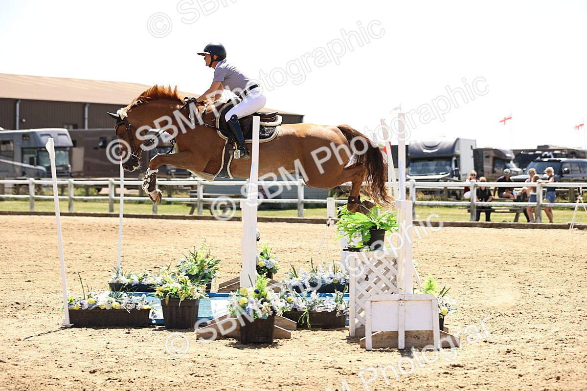 SBM_001422 - Class 16 - GFS Senior Newcomers 1.25m