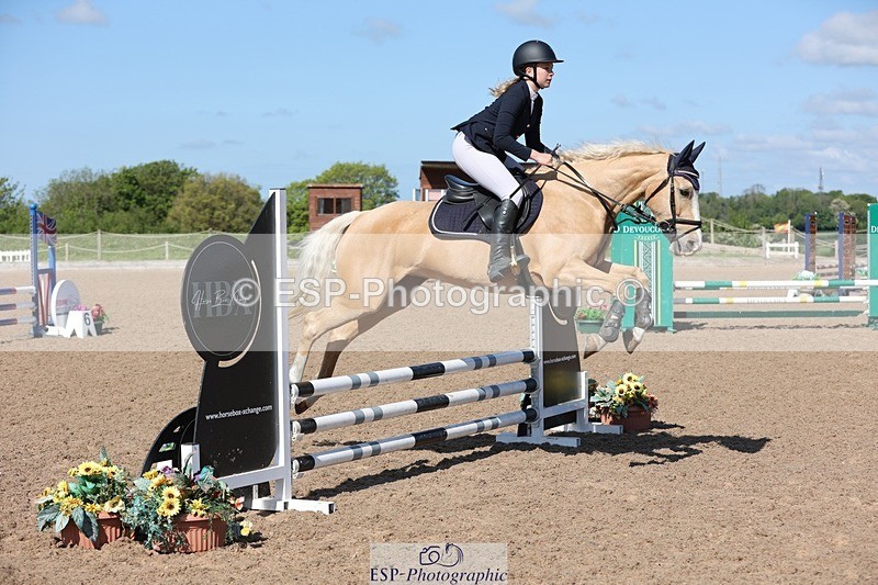 250504-101237-01869 - Cls 1 Pony Intro 70cm