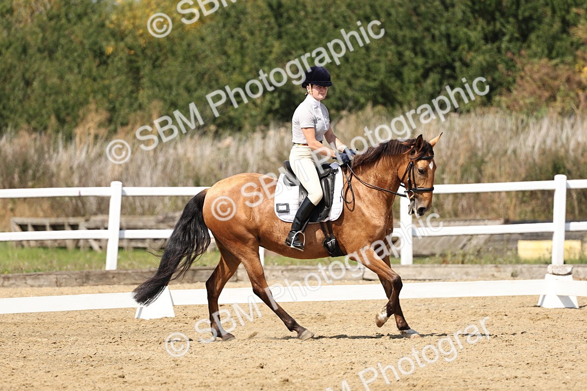 SBM_018640 - Class 16 - Novice 5 - 12.08-13.11