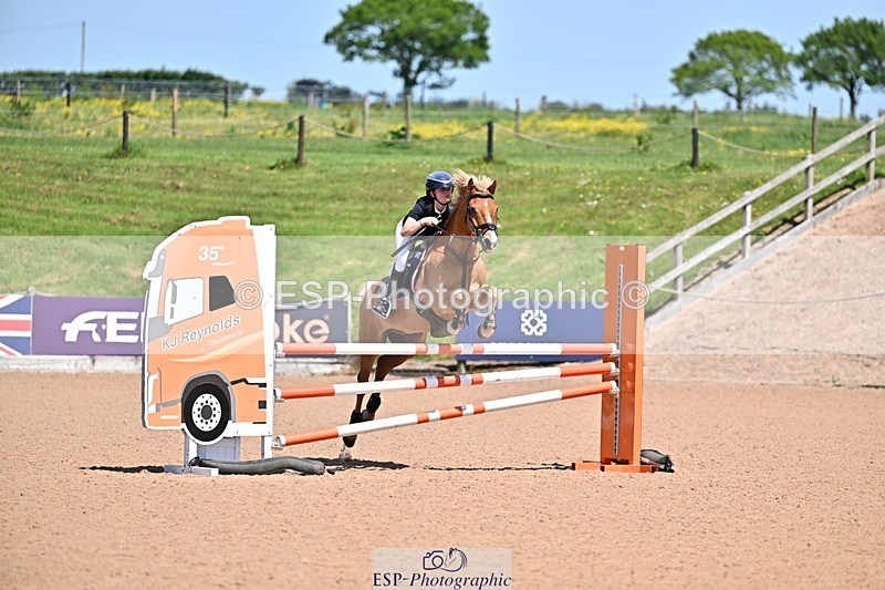 260524-135931-01937 - Cls 34 Pony Newcomers and 1m Open