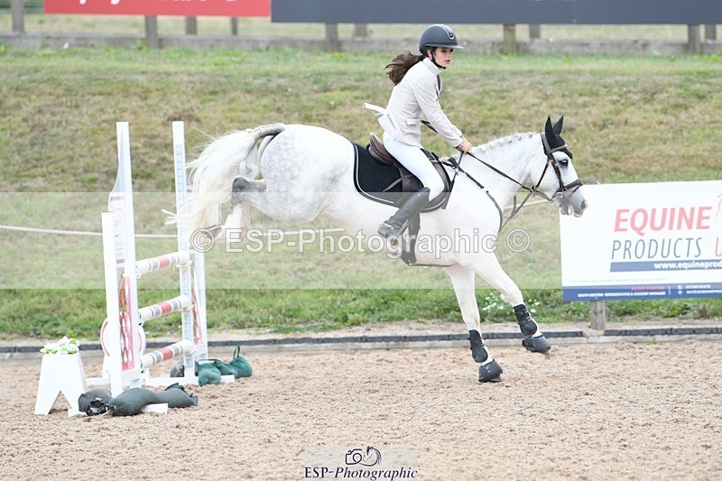 250807-134615-01325 - 90cm Round 2