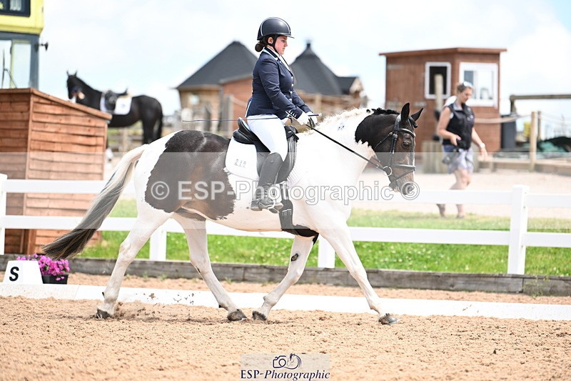 240621A-123405-02584 - Cls 5 BD Novice 37A