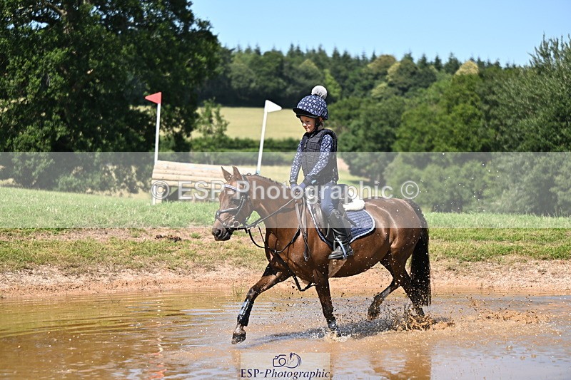 240729B-145909-02903 - Abbie's Group XC