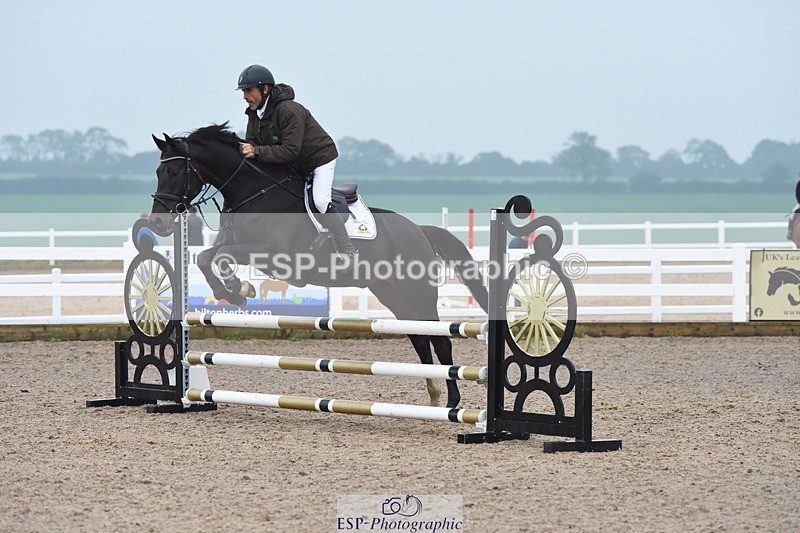 230917A-094006-06137 - Cls 32 85cm Amateur Qualifier