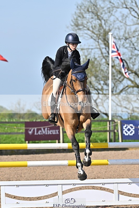 240509A-090702-00439 - Cls 8 Foxhunter