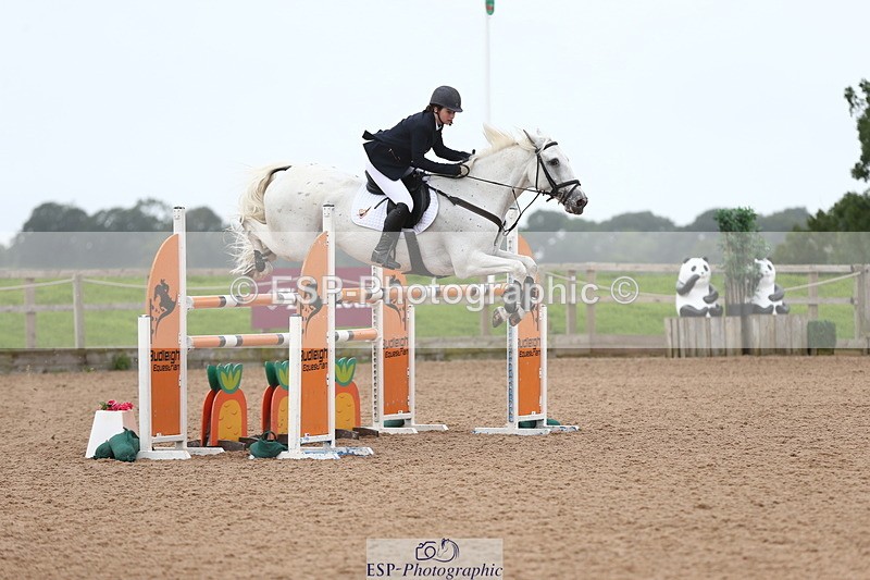 230812A-121206-08849 - Cls 32 Foxhunter