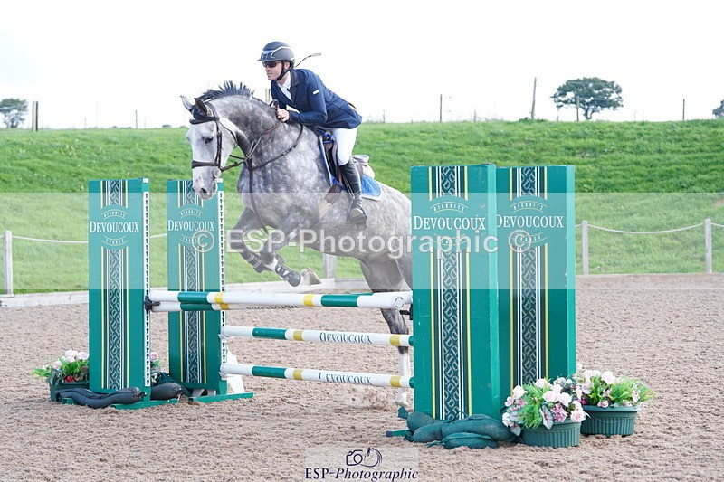 241005A-094124-04318 - SAT Cls 8 Snr British Novice & 90cm Open