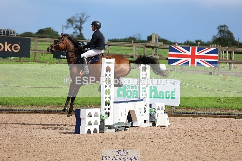 250911-142847-02449 - Cls 5 Chard Snr 90cm Speed Derby