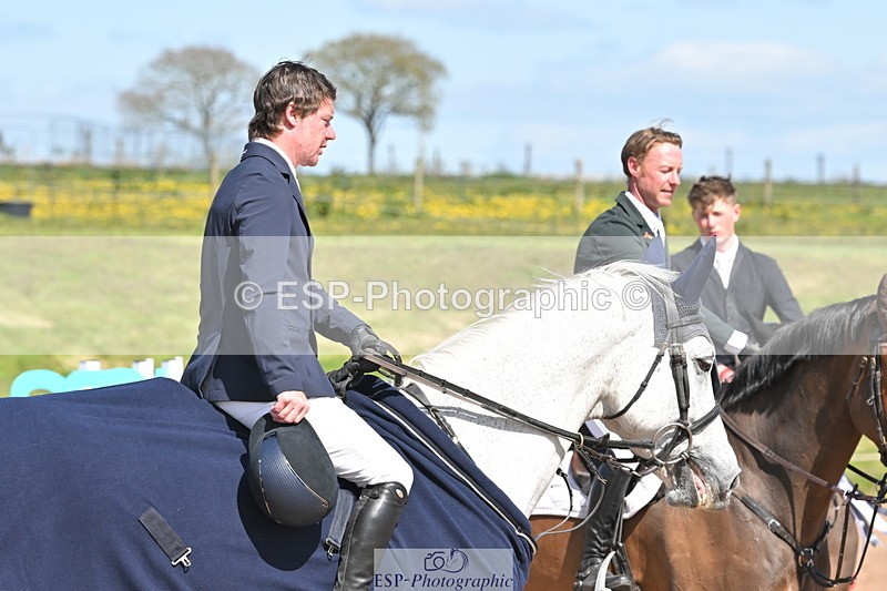 240420A-150220-11920 - Cls 7, 2 Star Medium Tour 1.35m