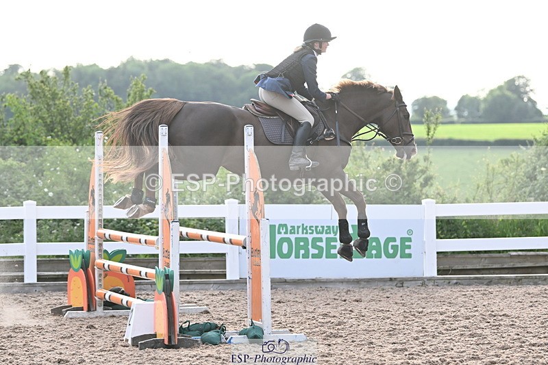 240611A-193319-01359 - 90cm