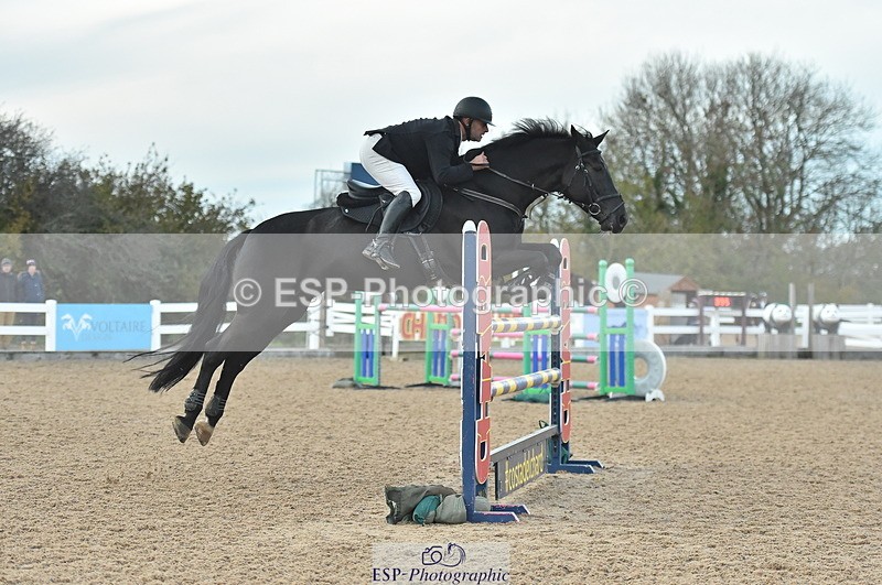 231111A-150418-02390 - Cls 14 Blue Chip 1.25m Winter Qualifier