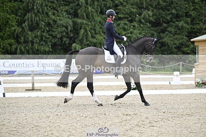 000101-221201-04557 - 401-PLOT_TWIST_B-Tom_Jackson