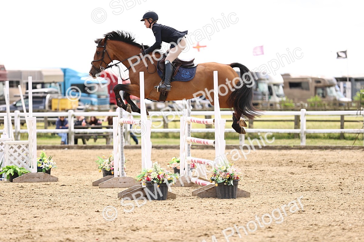 SBM_003659 - Class 22 - Senior Foxhunter 1.20m