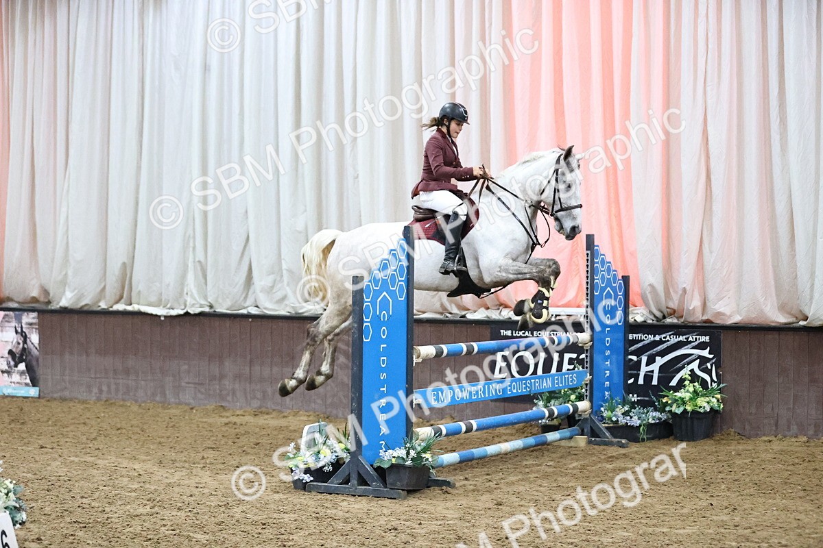 SBM_003005 - Class 10 - Senior Newcomers - 1.10m