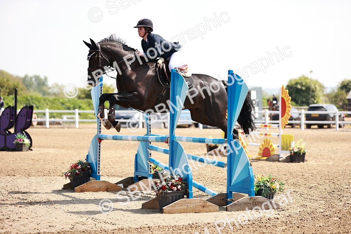  - Class 23 - Senior 1.05m