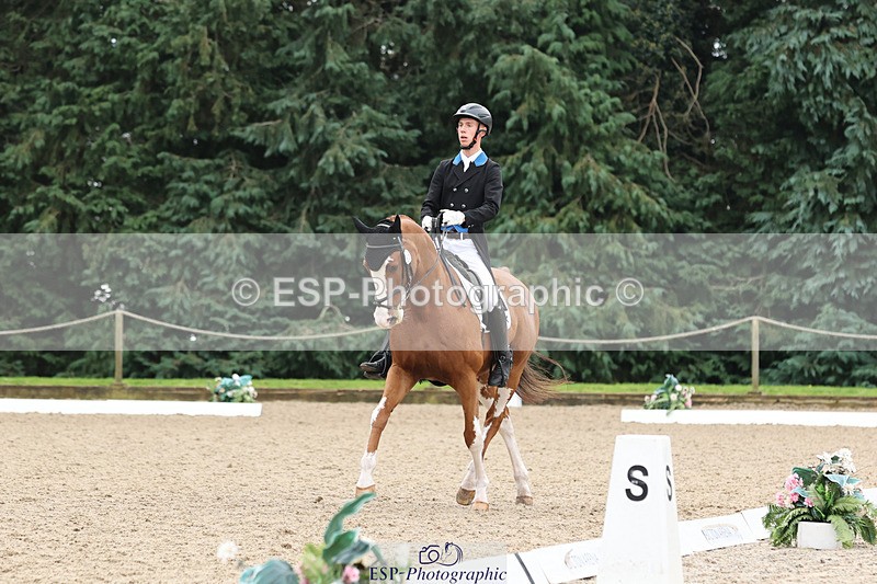 241024-143915-04111 - 228-Callum.Banfield-JIN.VAN.DE.DOELVELDEN.Z