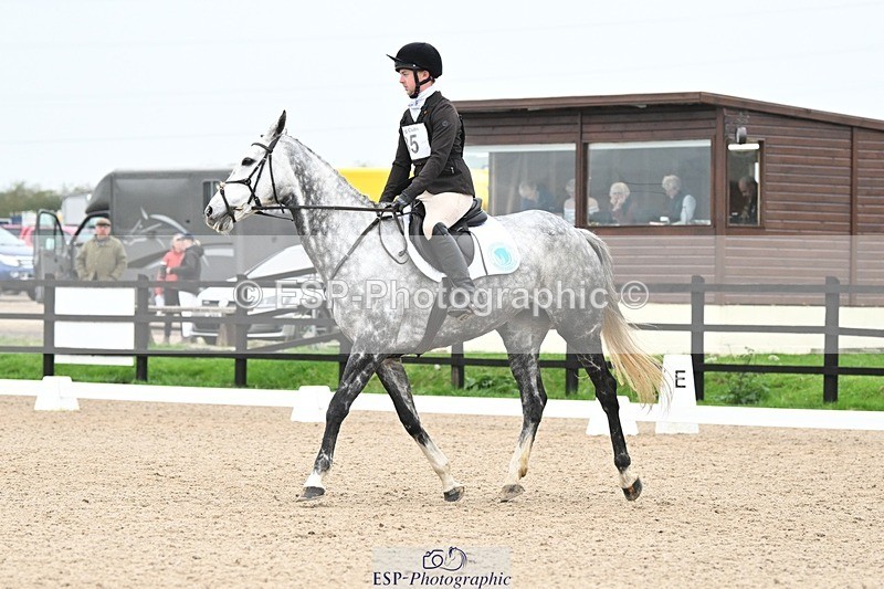 241103-101020-00277 - Intro 3 - 9.40 to 10.40