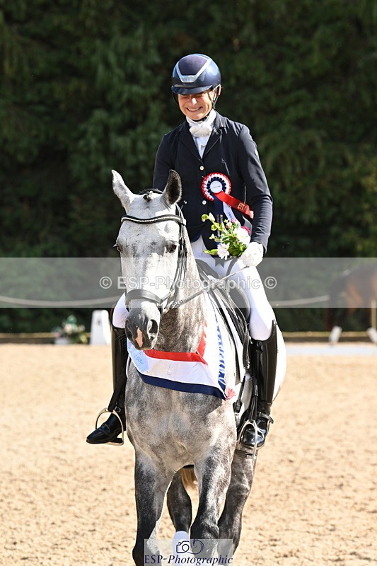 250808A-170104-02199 - Novice GOLD Presentations