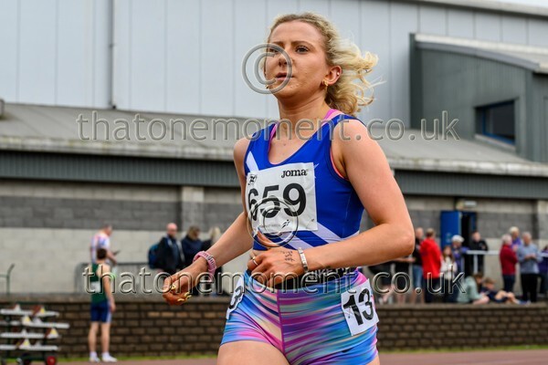 Sen25SAT-914383 - Track Female Set Two