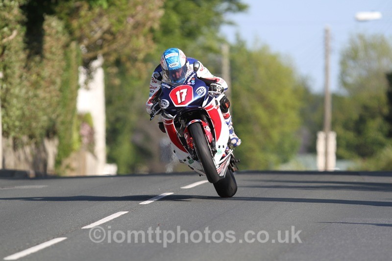 IMG_4270 - Thursday Practice  TT 2013