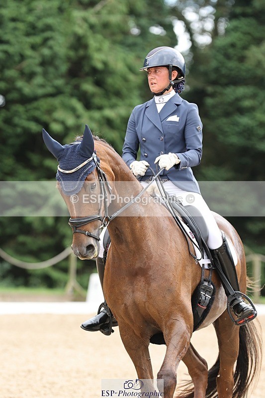 240810-133953-03479 - 122-Alicia.Prim-Sapphire.Blue