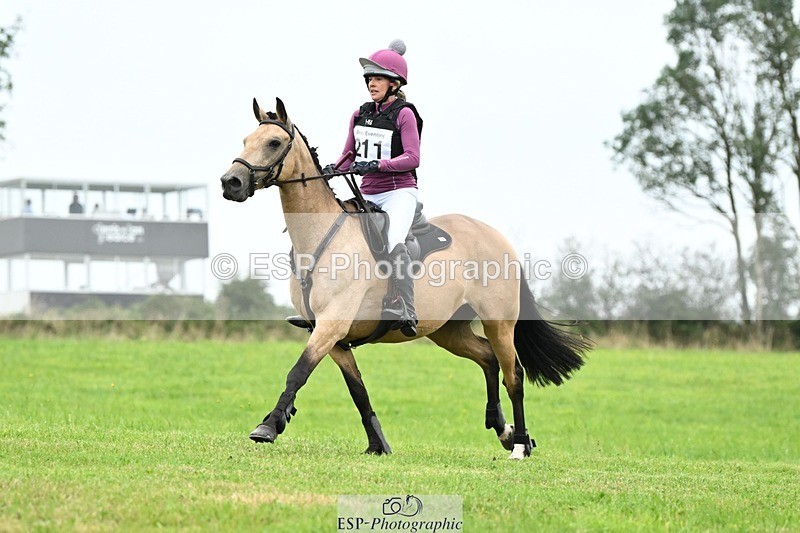 240831A-152201-04844 - 211-Fiona.Lewis-BALLYANNY.BUTTONS